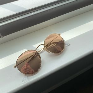 Rose Gold Round Raybans